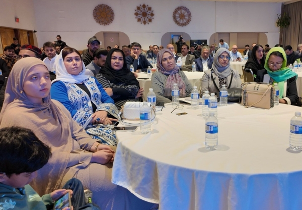 اشتراک در محفل رونمایی کتاب در تورنتو