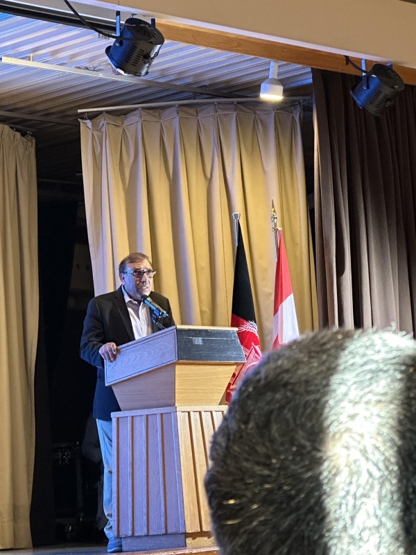 اشتراک در محفل رونمایی کتاب در تورنتو