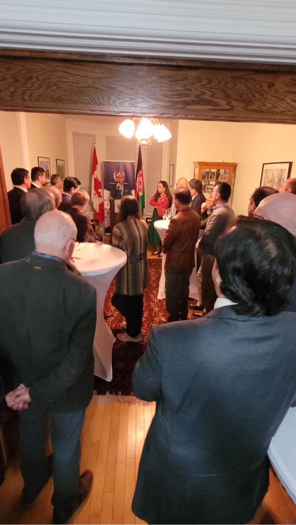 Ambassador Hassan Soroosh hosted recently a dinner bringing together a distinguished group of friends of Afghanistan, respected scholars, and dedicated community activists