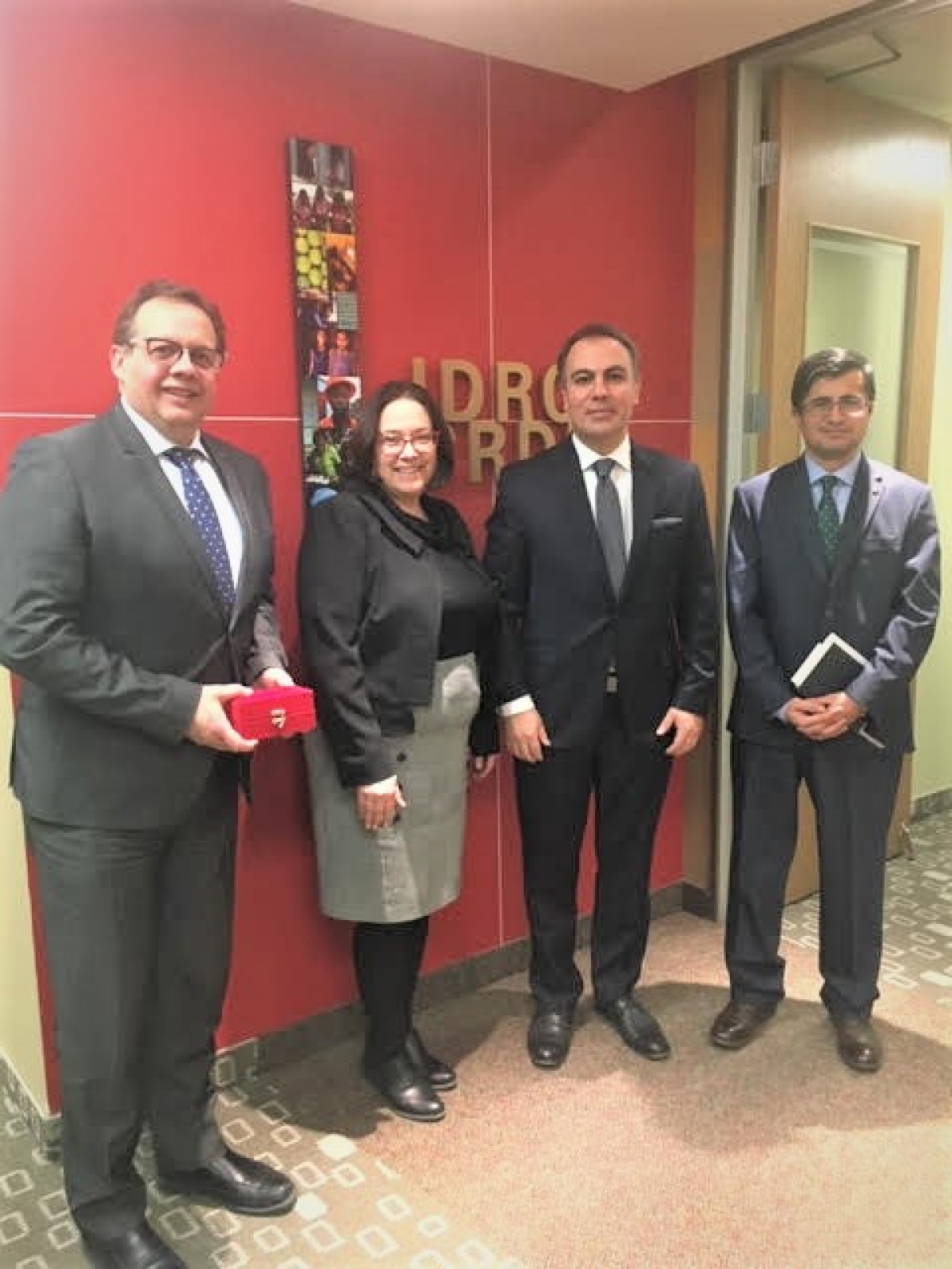 Ambassador Hassan Soroosh Visits the International Development Research Center (IDRC)